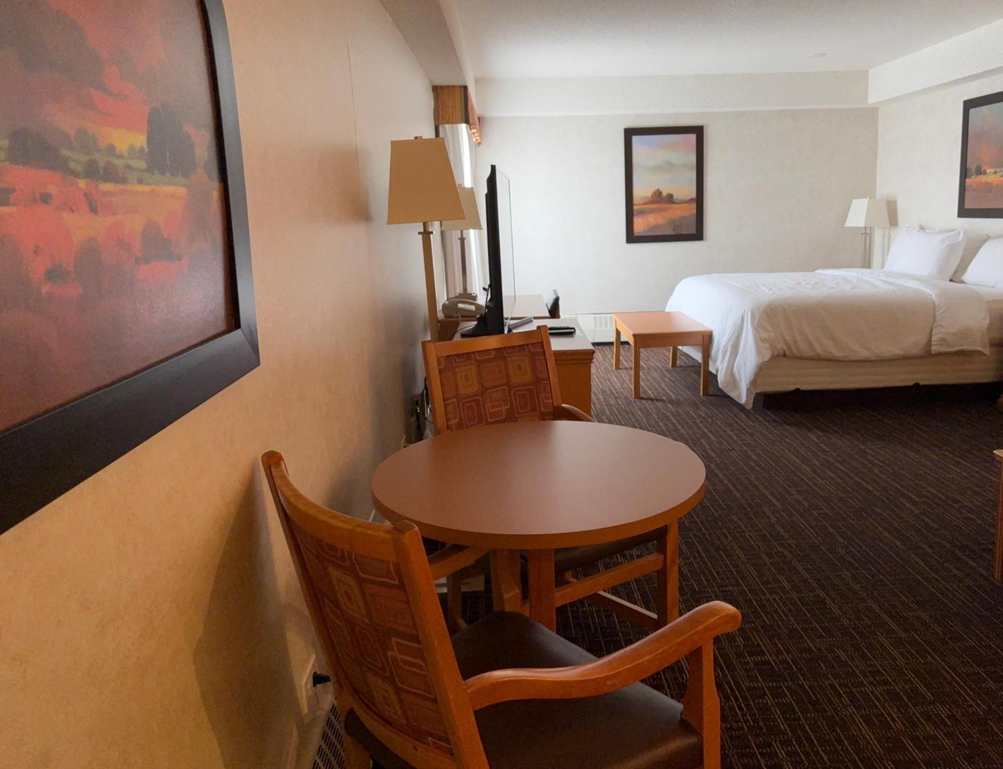 Westlock Inn & Conference Centre Екстер'єр фото