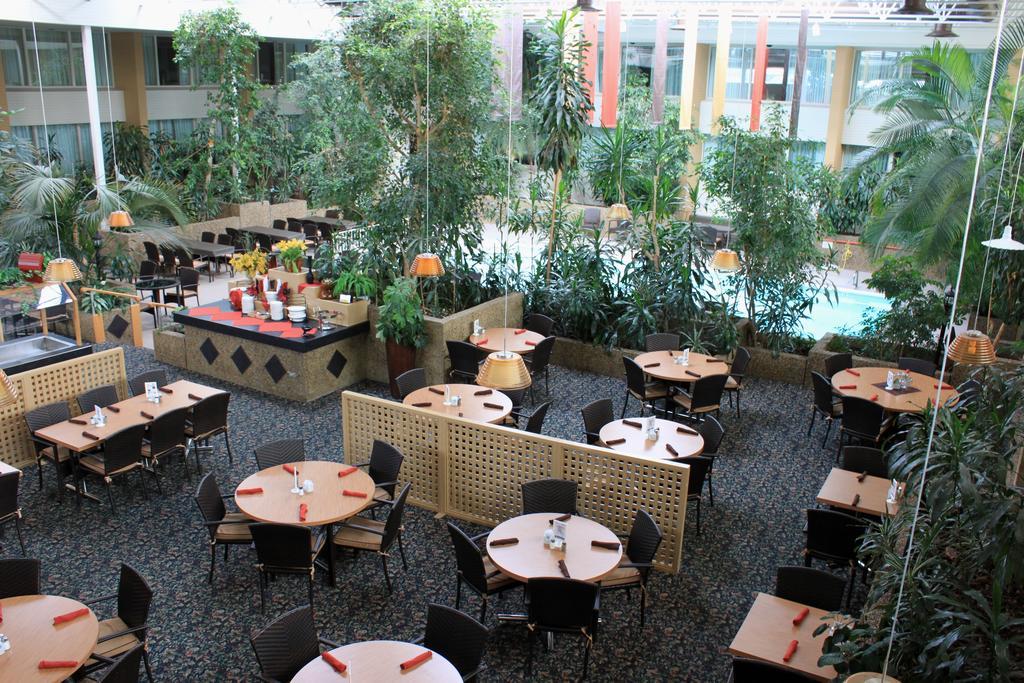 Westlock Inn & Conference Centre Екстер'єр фото
