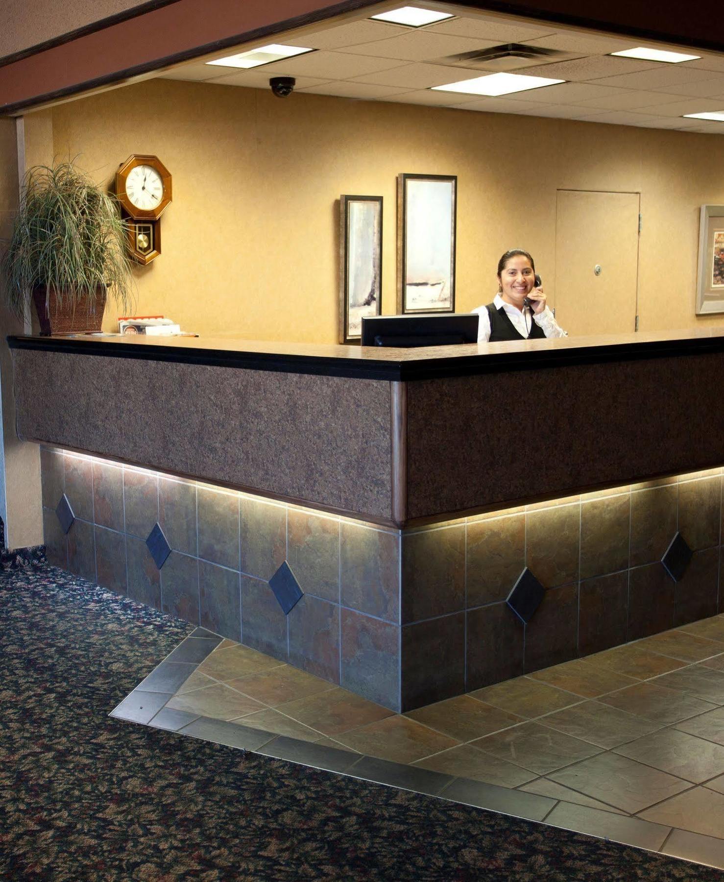 Westlock Inn & Conference Centre Екстер'єр фото