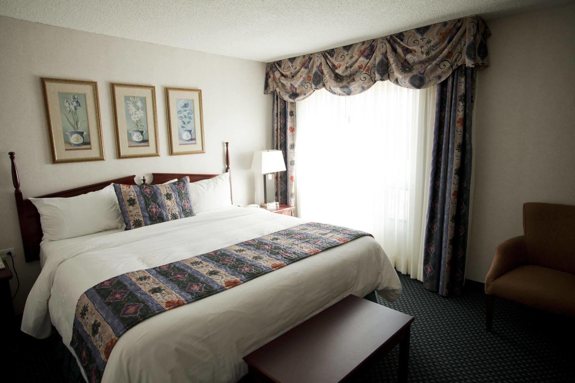 Westlock Inn & Conference Centre Екстер'єр фото